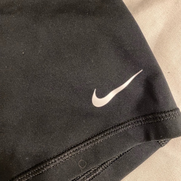 Nike pro shorts - Picture 3 of 6